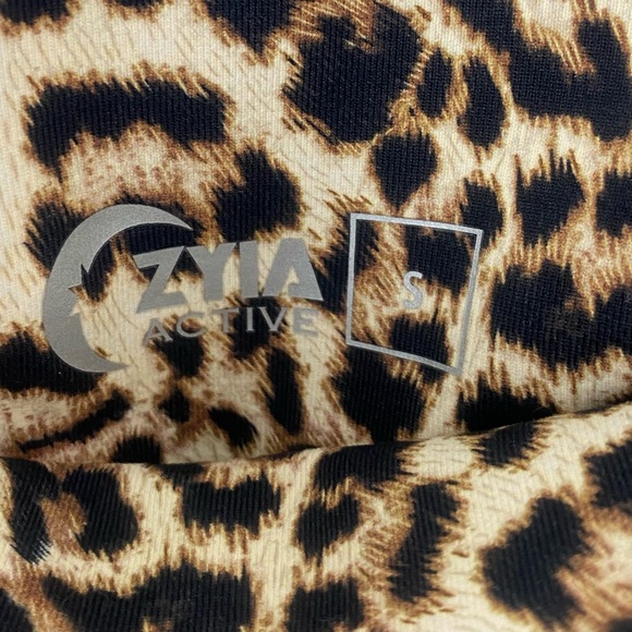 Zyia Women’s Size S Leopard Double Scrunchy Shorts Brilliant Hustle High Waist - Picture 5 of 8